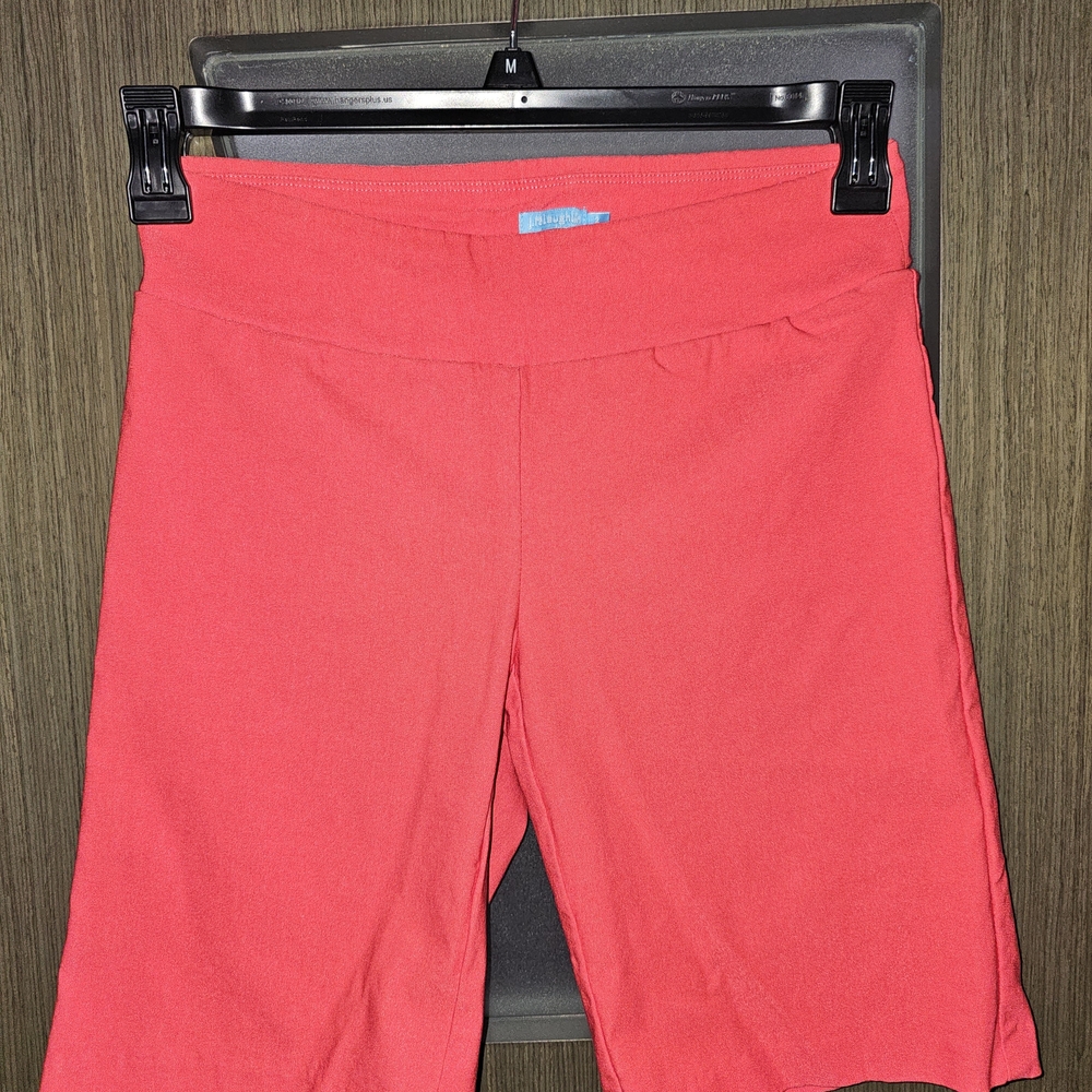 J. McLaughlin Red Women's Mid Pull On Stretchy Bermuda Shorts Size 2